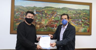 Luciano Lopes também apoia SAMU regional em Serra Negra Luciano Lopes também apoia SAMU regional em Serra Negra