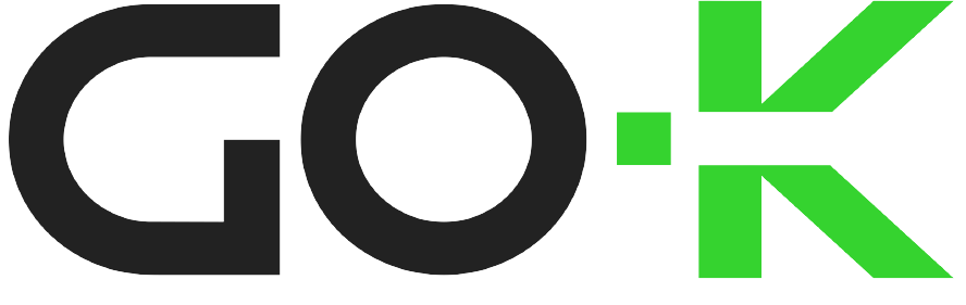 Logotipo da empresa Kimberly-Clark. O nome “Kimberly-Clark” está escrito na cor preta. Do lado esquerdo, há uma forma abstrata.