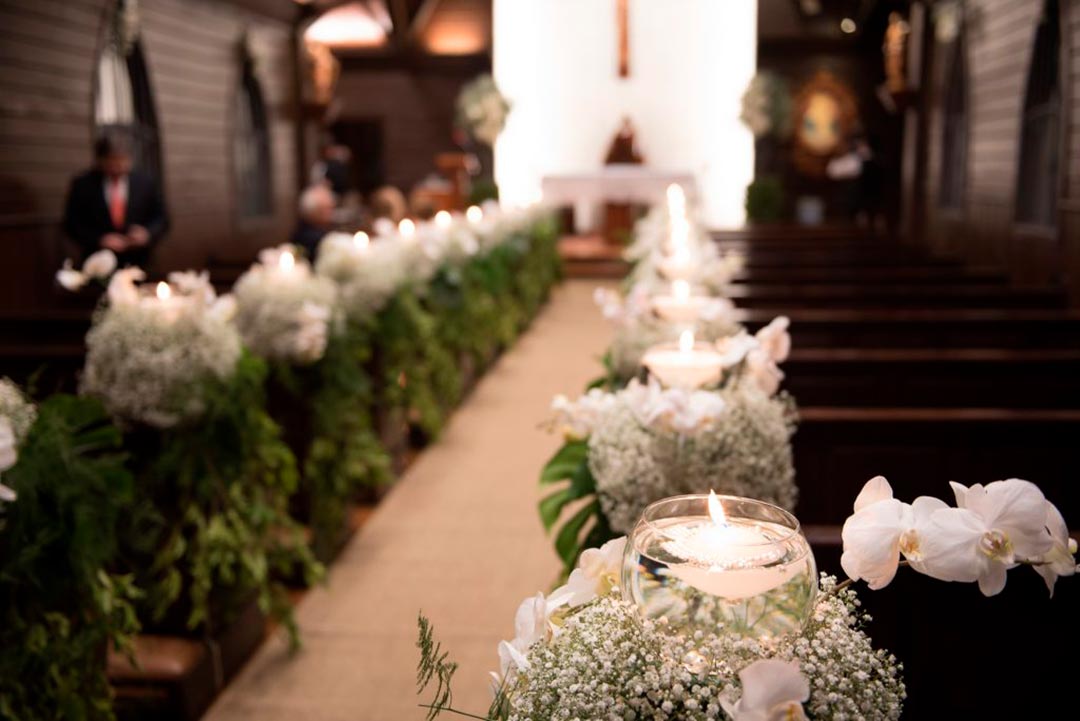 Decoração para casamento religioso - Festejare Decorações e Flores