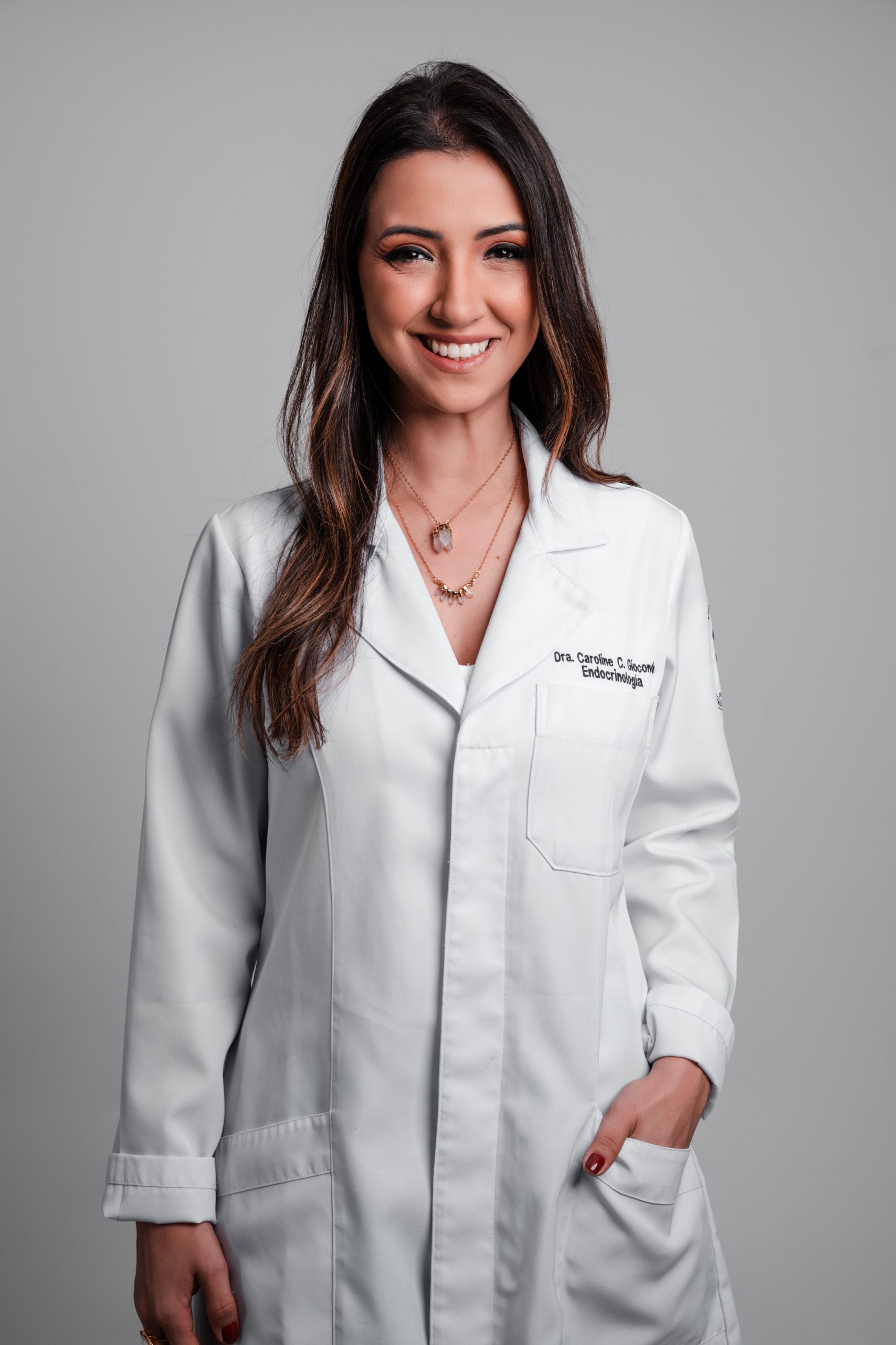 Dra. Caroline Giocondo, endocrinologista em Curitiba